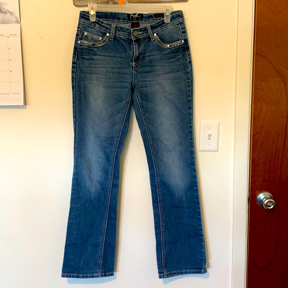 Earl Jean BOOT CUT jeans embellished size 6